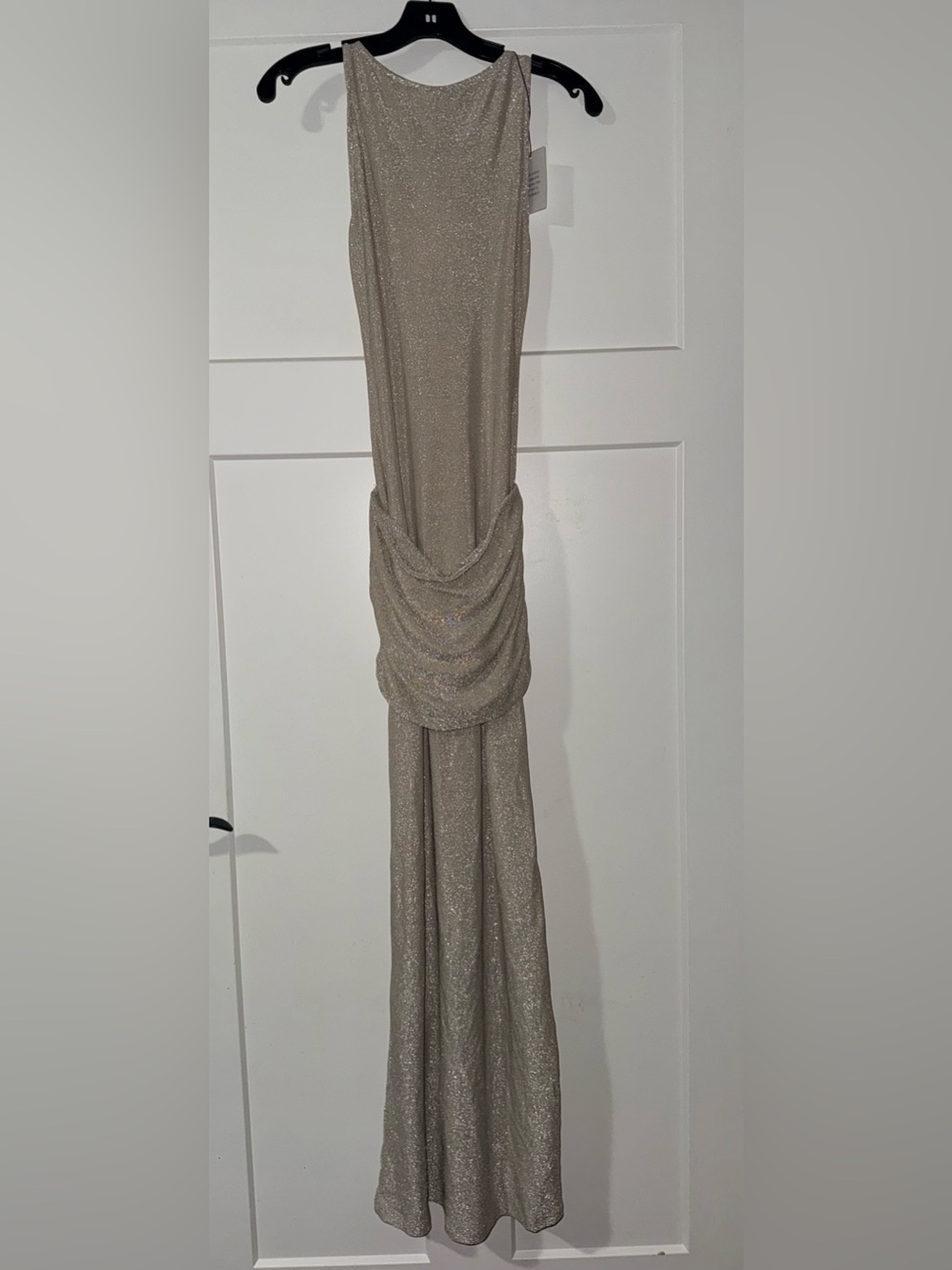 New - Superdown Zixuan Maxi Dress in Silver Metallic Bodycon Gown XS - Picture 4 of 6